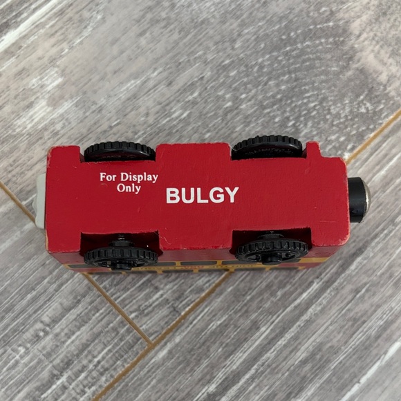 Wooden Bulgy - Display Model - Picture 6 of 8